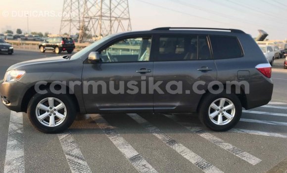 Tenga Imported Toyota Highlander Zvimwe Mota in Import - Dubai in Harare Tenga Imported Toyota Highlander Zvimwe Mota in Import - Dubai in Harare