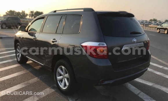 Tenga Imported Toyota Highlander Zvimwe Mota in Import - Dubai in Harare Tenga Imported Toyota Highlander Zvimwe Mota in Import - Dubai in Harare