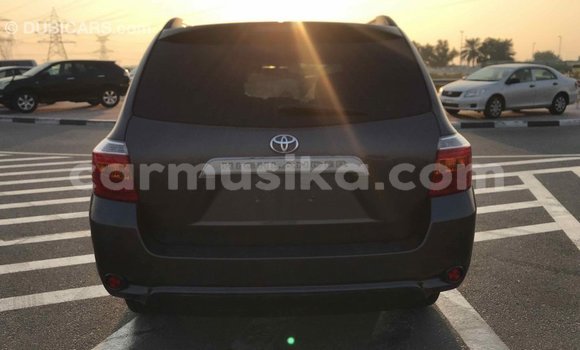 Tenga Imported Toyota Highlander Zvimwe Mota in Import - Dubai in Harare Tenga Imported Toyota Highlander Zvimwe Mota in Import - Dubai in Harare