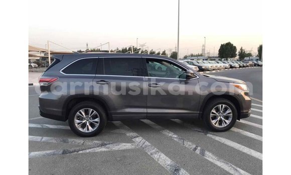 Acheter Import Voiture Toyota Highlander Autre à Import - Dubai, Harare Acheter Import Voiture Toyota Highlander Autre à Import - Dubai, Harare