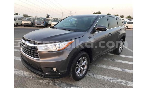 Acheter Import Voiture Toyota Highlander Autre à Import - Dubai, Harare Acheter Import Voiture Toyota Highlander Autre à Import - Dubai, Harare