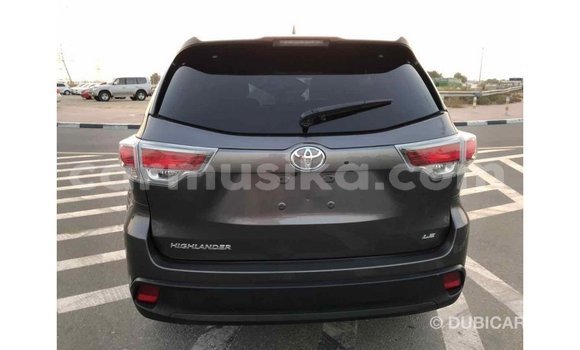 Acheter Import Voiture Toyota Highlander Autre à Import - Dubai, Harare Acheter Import Voiture Toyota Highlander Autre à Import - Dubai, Harare