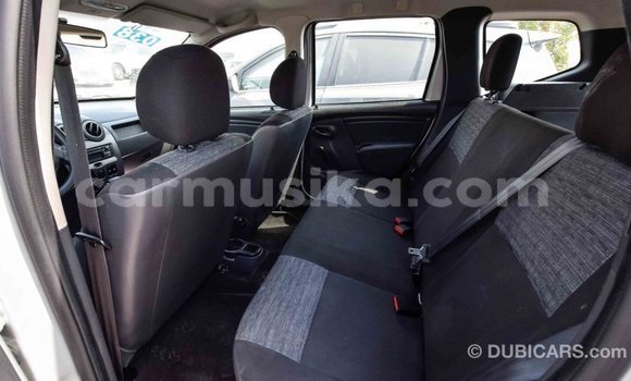 Tenga Imported Renault Duster Zvimwe Mota in Import - Dubai in Harare Tenga Imported Renault Duster Zvimwe Mota in Import - Dubai in Harare