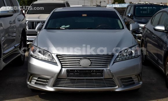 Tenga Imported Lexus ES Zvimwe Mota in Import - Dubai in Harare Tenga Imported Lexus ES Zvimwe Mota in Import - Dubai in Harare