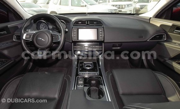 Tenga Imported Jaguar XE Tsvuku Mota in Import - Dubai in Harare Tenga Imported Jaguar XE Tsvuku Mota in Import - Dubai in Harare