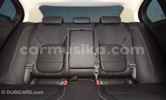 Tenga Imported Jaguar XE Tsvuku Mota in Import - Dubai in Harare Tenga Imported Jaguar XE Tsvuku Mota in Import - Dubai in Harare