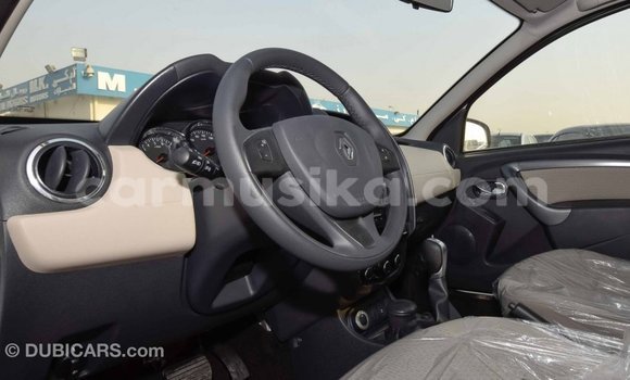 Acheter Import Voiture Renault Duster Blanc à Import - Dubai, Harare Acheter Import Voiture Renault Duster Blanc à Import - Dubai, Harare
