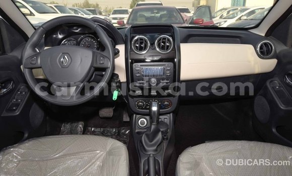 Acheter Import Voiture Renault Duster Blanc à Import - Dubai, Harare Acheter Import Voiture Renault Duster Blanc à Import - Dubai, Harare