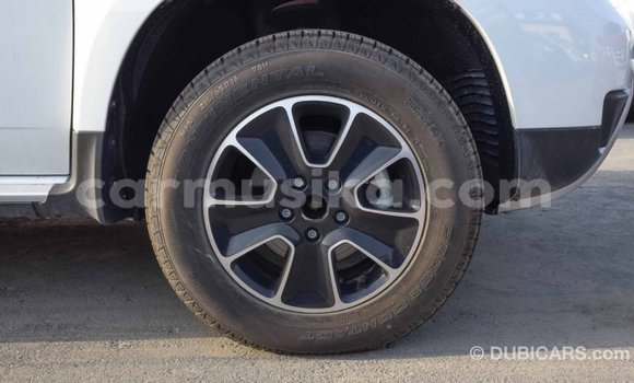 Acheter Import Voiture Renault Duster Blanc à Import - Dubai, Harare Acheter Import Voiture Renault Duster Blanc à Import - Dubai, Harare