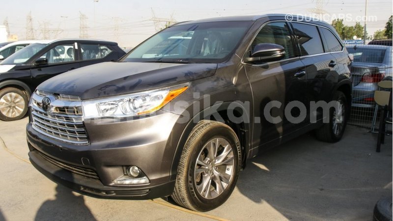 Big with watermark toyota highlander harare import dubai 8737