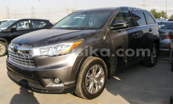 Acheter Import Voiture Toyota Highlander Autre à Import - Dubai, Harare Acheter Import Voiture Toyota Highlander Autre à Import - Dubai, Harare