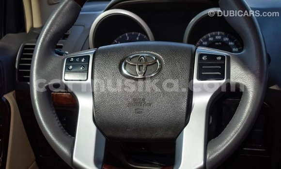 Acheter Import Voiture Toyota Prado Blanc à Import - Dubai, Harare Acheter Import Voiture Toyota Prado Blanc à Import - Dubai, Harare