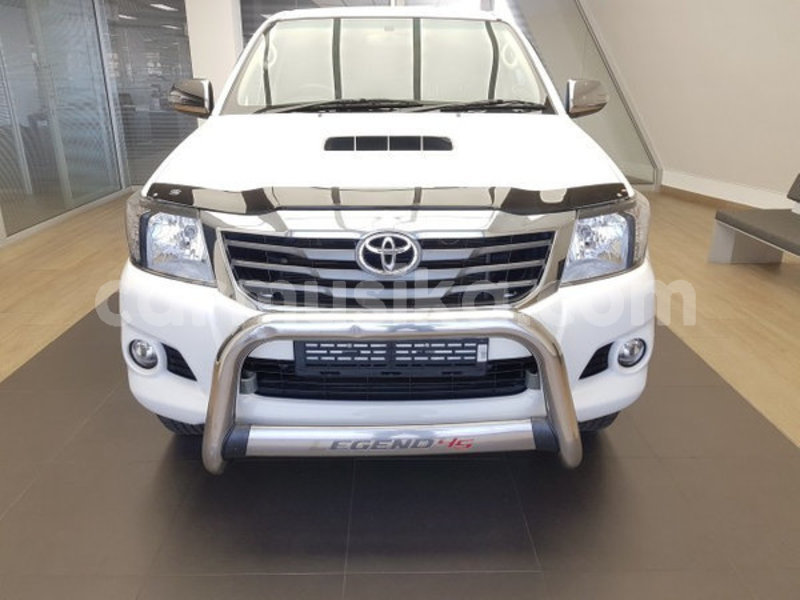 Big with watermark toyota hilux matabeleland south beitbridge 8749