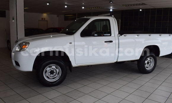 Acheter Occasion Voiture Mazda BT-50 Blanc à Beitbridge, Matabeleland South Acheter Occasion Voiture Mazda BT-50 Blanc à Beitbridge, Matabeleland South
