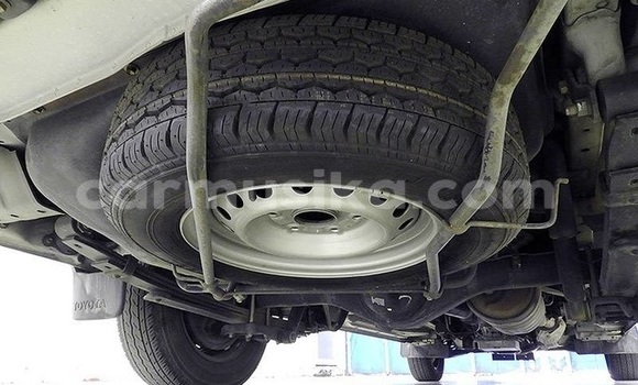 Acheter Occasion Voiture Toyota Hiace Blanc à Beitbridge, Matabeleland South Acheter Occasion Voiture Toyota Hiace Blanc à Beitbridge, Matabeleland South