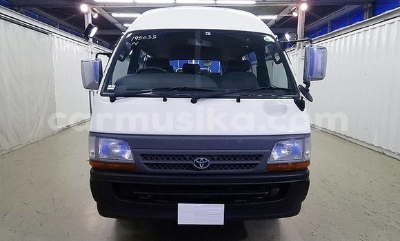 Acheter Occasion Voiture Toyota Hiace Blanc à Beitbridge, Matabeleland South Acheter Occasion Voiture Toyota Hiace Blanc à Beitbridge, Matabeleland South