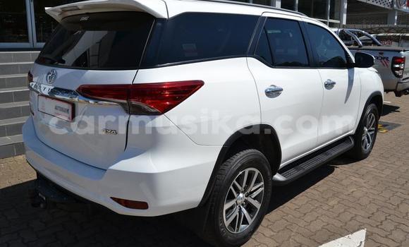 Tenga Tsaru Toyota Fortuner Chena Mota in Beitbridge in Matabeleland South Tenga Tsaru Toyota Fortuner Chena Mota in Beitbridge in Matabeleland South