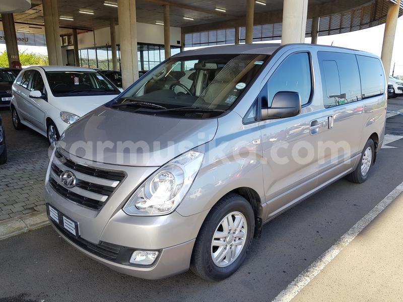 Big with watermark hyundai h1 harare harare 8761