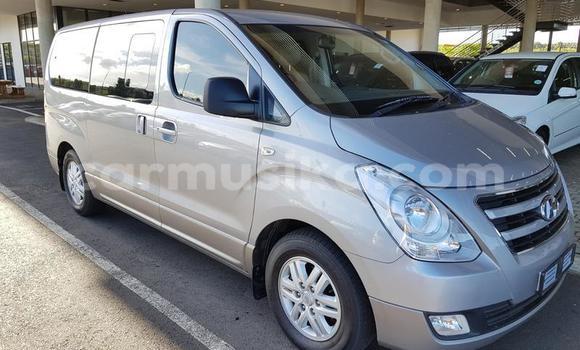 Acheter Occasion Voiture Hyundai H1 Gris à Harare, Harare Acheter Occasion Voiture Hyundai H1 Gris à Harare, Harare