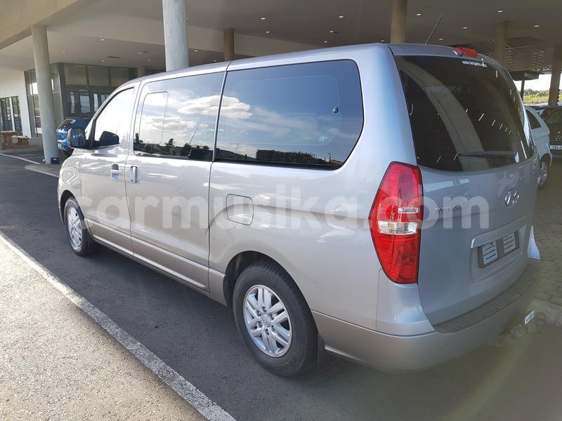 Big with watermark hyundai h1 harare harare 8761