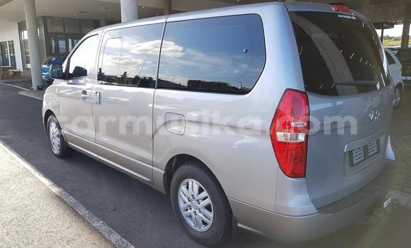 Acheter Occasion Voiture Hyundai H1 Gris à Harare, Harare Acheter Occasion Voiture Hyundai H1 Gris à Harare, Harare