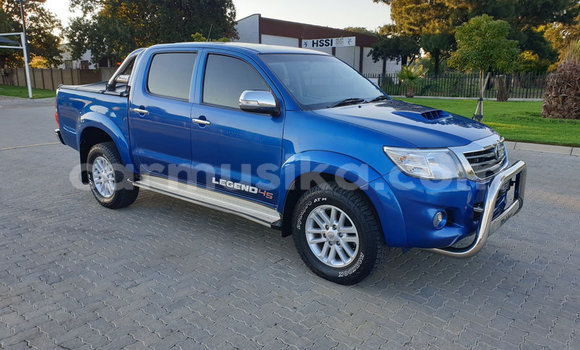 Buy Used Toyota Hilux Blue Car in Beitbridge in Matabeleland South Buy Used Toyota Hilux Blue Car in Beitbridge in Matabeleland South