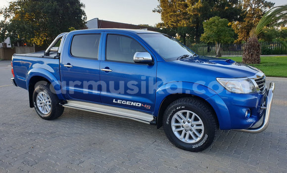 Buy Used Toyota Hilux Blue Car in Beitbridge in Matabeleland South Buy Used Toyota Hilux Blue Car in Beitbridge in Matabeleland South