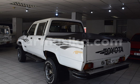 Acheter Occasion Voiture Toyota Hilux Autre à Beitbridge, Matabeleland South Acheter Occasion Voiture Toyota Hilux Autre à Beitbridge, Matabeleland South