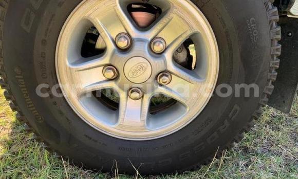 Buy Used Land Rover Defender Green Car in Beitbridge in Matabeleland South Buy Used Land Rover Defender Green Car in Beitbridge in Matabeleland South