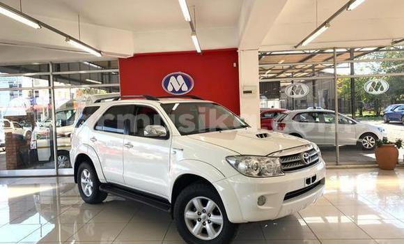 Buy Used Toyota Fortuner White Car in Beitbridge in Matabeleland South Buy Used Toyota Fortuner White Car in Beitbridge in Matabeleland South