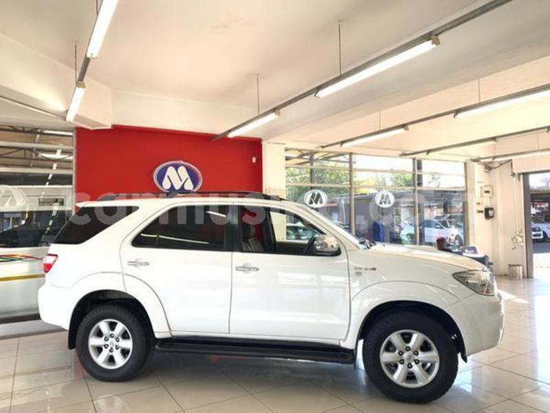 Big with watermark toyota fortuner matabeleland south beitbridge 8780