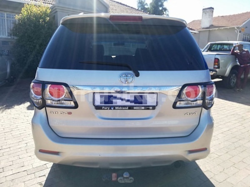 Big with watermark toyota fortuner matabeleland south beitbridge 8782