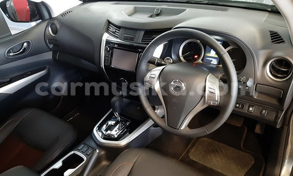 Tenga Tsaru Nissan Navara Sirivha Mota in Beitbridge in Matabeleland South Tenga Tsaru Nissan Navara Sirivha Mota in Beitbridge in Matabeleland South