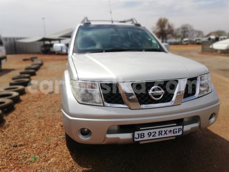 Big with watermark nissan navara matabeleland south beitbridge 8787