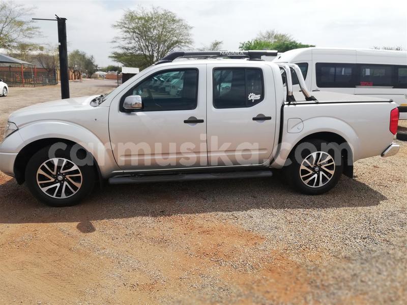 Big with watermark nissan navara matabeleland south beitbridge 8787