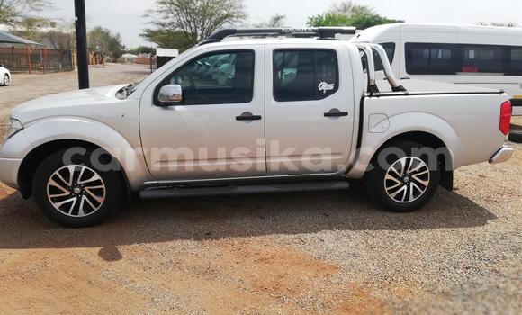 Buy Used Nissan Navara Silver Car in Beitbridge in Matabeleland South Buy Used Nissan Navara Silver Car in Beitbridge in Matabeleland South