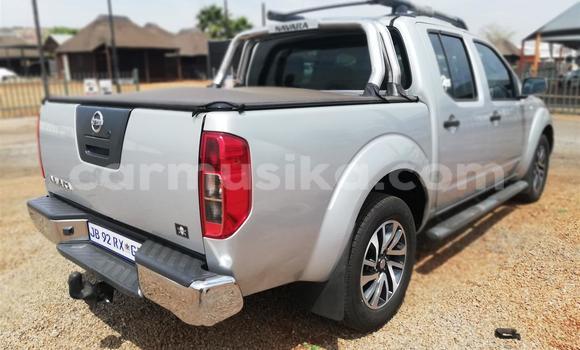 Buy Used Nissan Navara Silver Car in Beitbridge in Matabeleland South Buy Used Nissan Navara Silver Car in Beitbridge in Matabeleland South