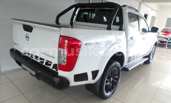 Nunua Ilio tumika Nissan Navara Nyeupe Gari ndani ya Beitbridge nchini Matabeleland Kusini Nunua Ilio tumika Nissan Navara Nyeupe Gari ndani ya Beitbridge nchini Matabeleland Kusini