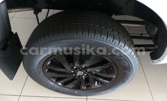 Nunua Ilio tumika Nissan Navara Nyeupe Gari ndani ya Beitbridge nchini Matabeleland Kusini Nunua Ilio tumika Nissan Navara Nyeupe Gari ndani ya Beitbridge nchini Matabeleland Kusini