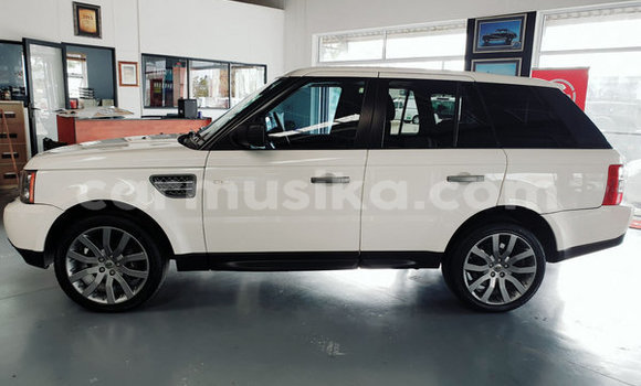 Acheter Occasion Voiture Land Rover Range Rover Blanc à Beitbridge, Matabeleland South Acheter Occasion Voiture Land Rover Range Rover Blanc à Beitbridge, Matabeleland South