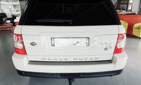 Acheter Occasion Voiture Land Rover Range Rover Blanc à Beitbridge, Matabeleland South Acheter Occasion Voiture Land Rover Range Rover Blanc à Beitbridge, Matabeleland South