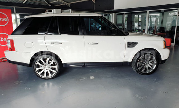 Acheter Occasion Voiture Land Rover Range Rover Blanc à Beitbridge, Matabeleland South Acheter Occasion Voiture Land Rover Range Rover Blanc à Beitbridge, Matabeleland South
