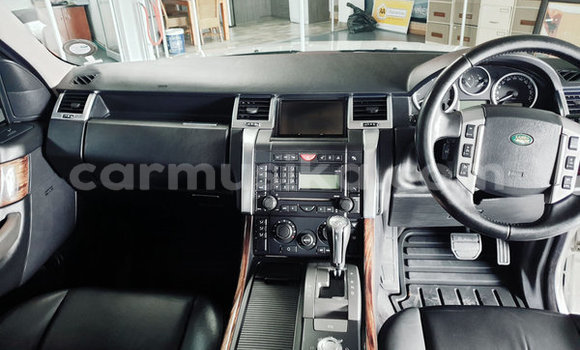 Acheter Occasion Voiture Land Rover Range Rover Blanc à Beitbridge, Matabeleland South Acheter Occasion Voiture Land Rover Range Rover Blanc à Beitbridge, Matabeleland South