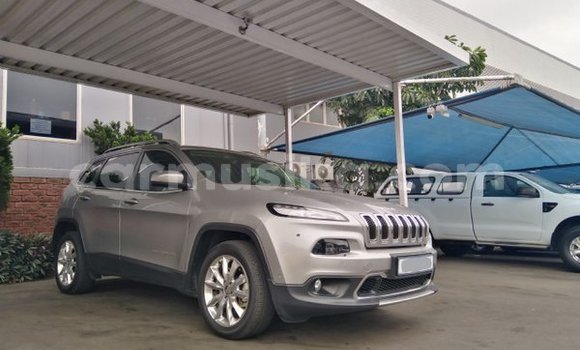 Acheter Occasion Voiture Jeep Cherokee Gris à Harare, Harare Acheter Occasion Voiture Jeep Cherokee Gris à Harare, Harare