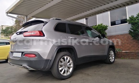 Acheter Occasion Voiture Jeep Cherokee Gris à Harare, Harare Acheter Occasion Voiture Jeep Cherokee Gris à Harare, Harare