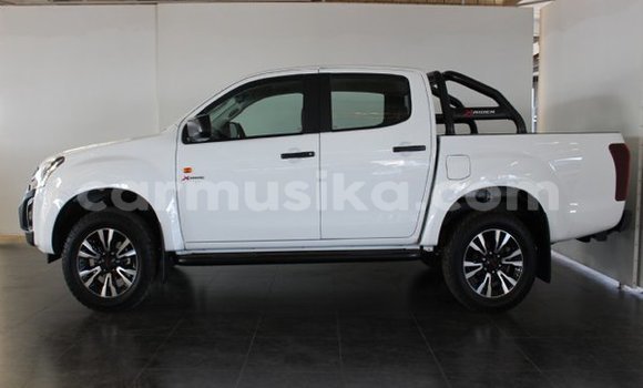 Buy Used Isuzu KB White Car in Beitbridge in Matabeleland South Buy Used Isuzu KB White Car in Beitbridge in Matabeleland South