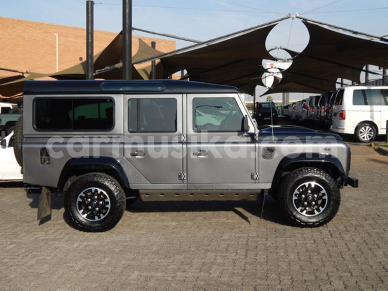 Big with watermark land rover defender harare harare 8800