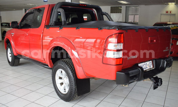 Tenga Tsaru Ford Ranger Tsvuku Mota in Beitbridge in Matabeleland South Tenga Tsaru Ford Ranger Tsvuku Mota in Beitbridge in Matabeleland South