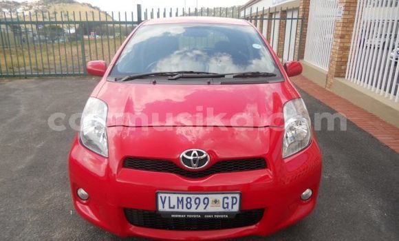 Buy Used Toyota Yaris Red Car in Beitbridge in Matabeleland South Buy Used Toyota Yaris Red Car in Beitbridge in Matabeleland South