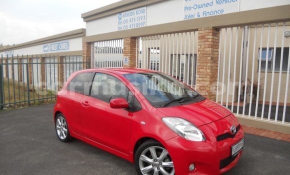 Buy Used Toyota Yaris Red Car in Beitbridge in Matabeleland South Buy Used Toyota Yaris Red Car in Beitbridge in Matabeleland South